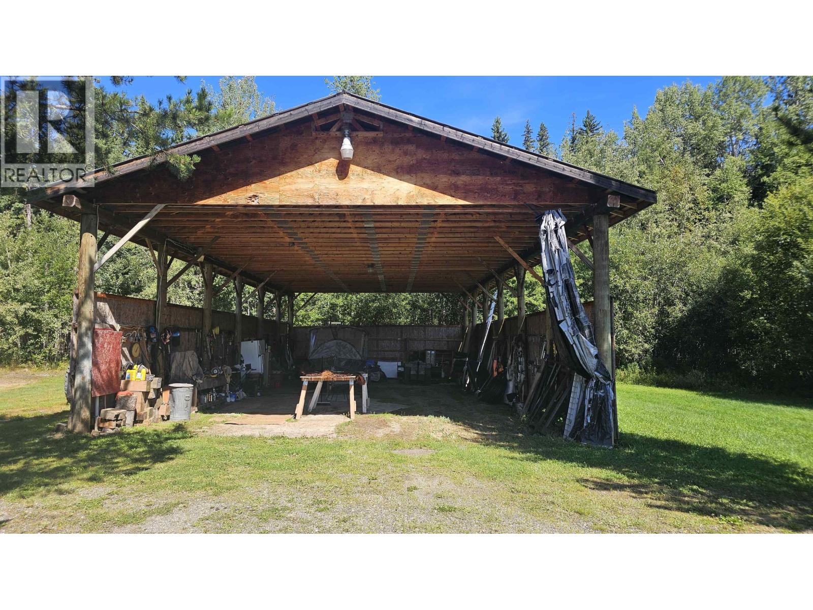 10780 HORSESHOE DRIVE, Prince George