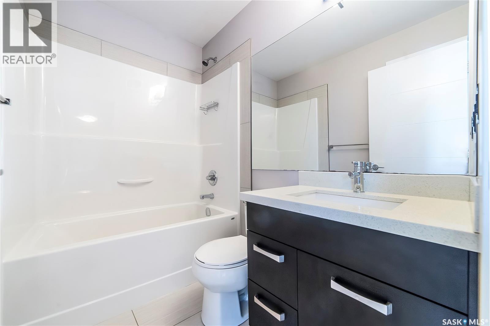Single Family House 2 Level for Sale in  Marlatte CRESCENT Saskatoon 