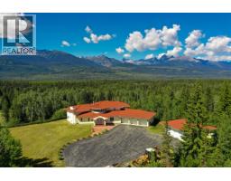 2805 Morrison Road, Valemount, BC V2L5B5 Photo 11