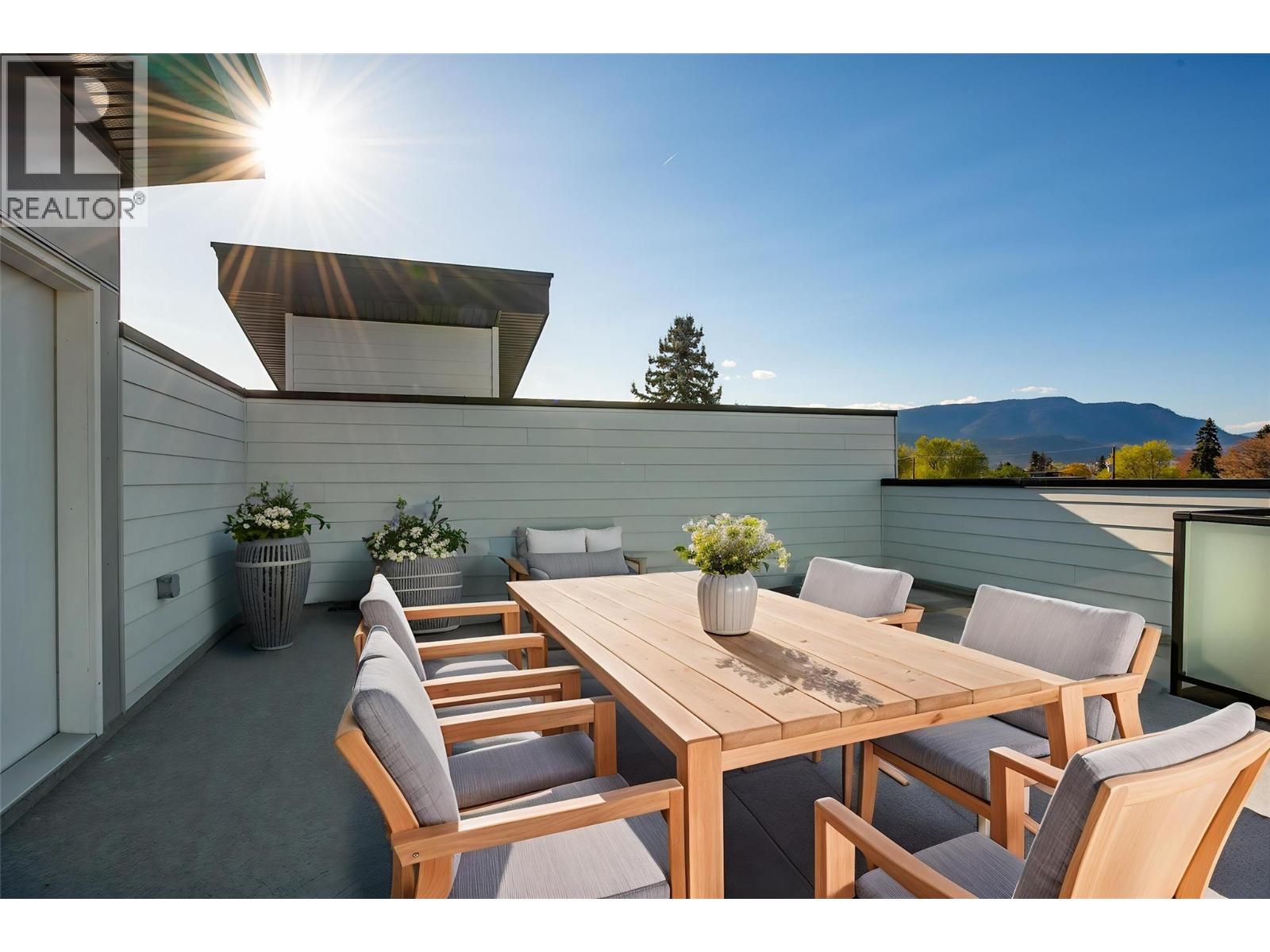  857 Kinnear Court, Kelowna