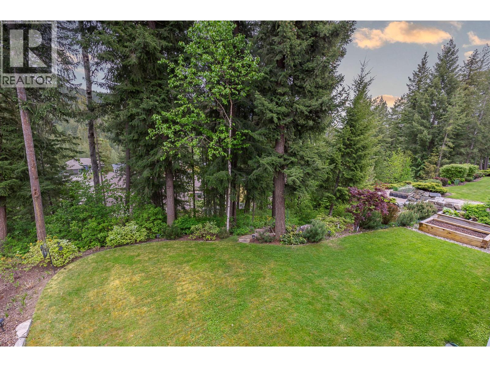 2750 Sunnydale Drive, Blind Bay