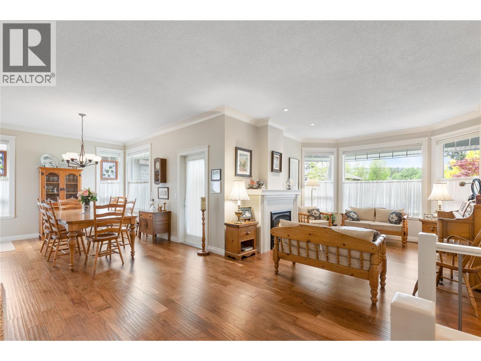 2750 Sunnydale Drive, Blind Bay