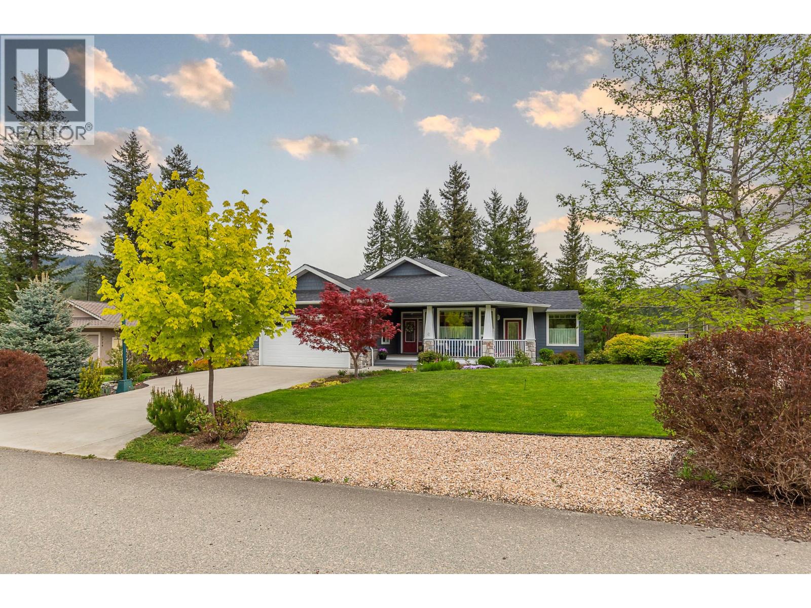 2750 Sunnydale Drive, Blind Bay