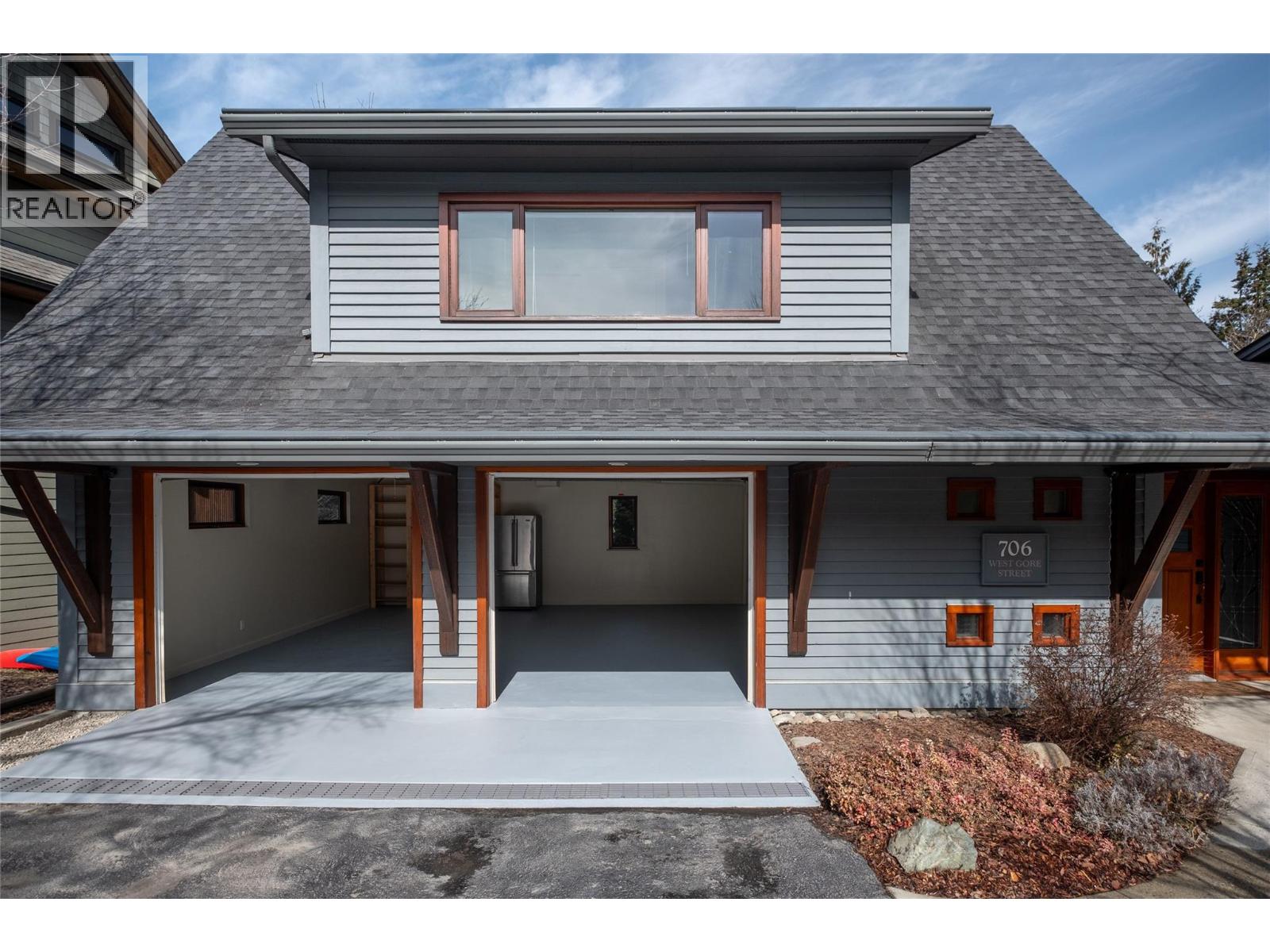 706 West Gore Street, Nelson