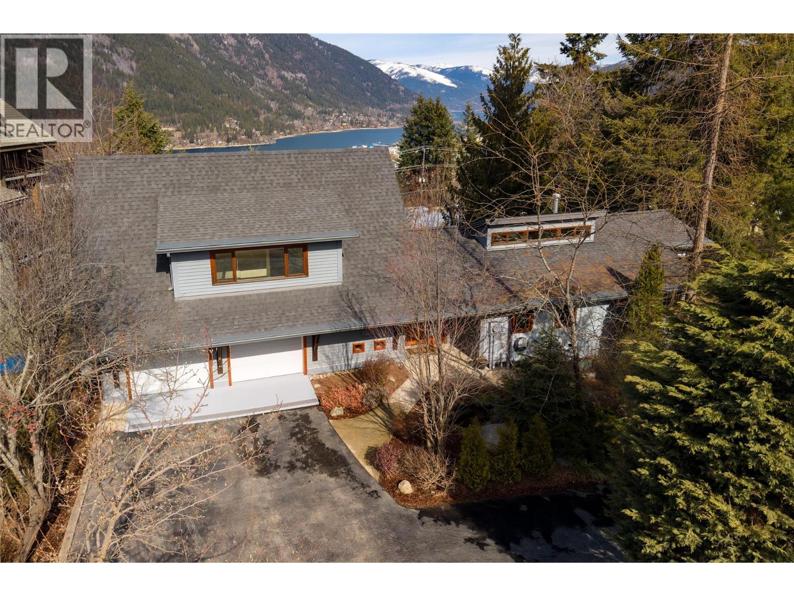 706 West Gore Street, Nelson