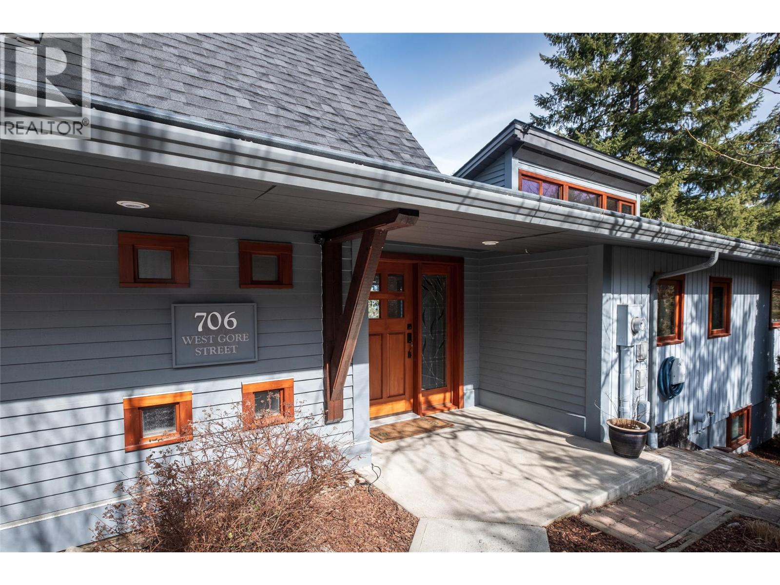 706 West Gore Street, Nelson