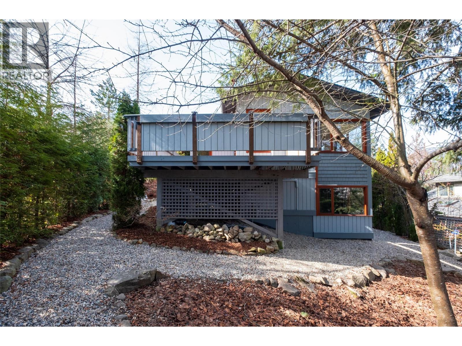 706 West Gore Street, Nelson
