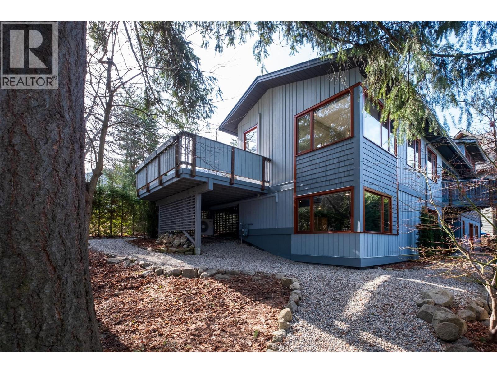 706 West Gore Street, Nelson