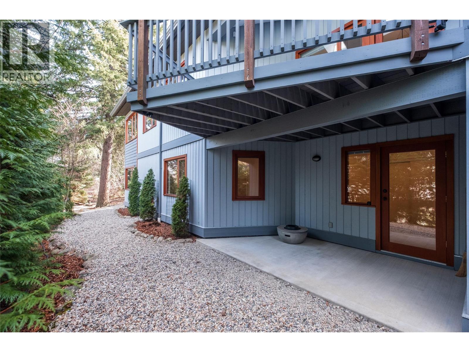 706 West Gore Street, Nelson