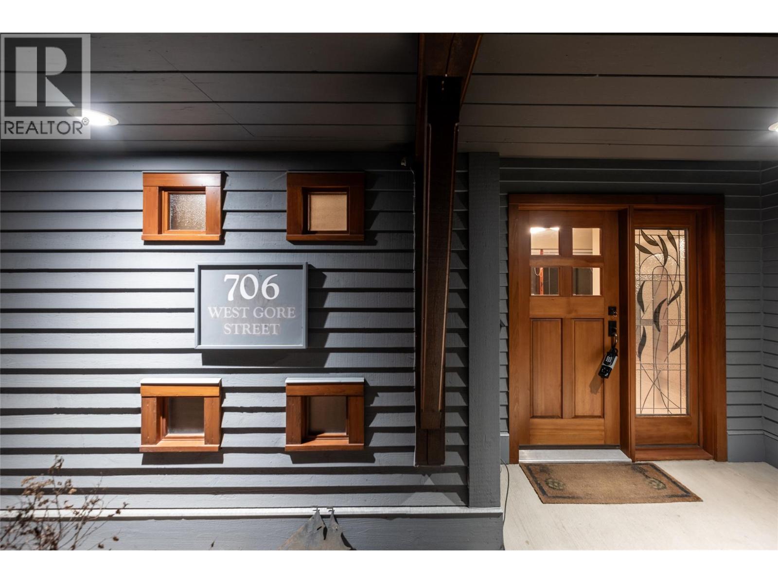 706 West Gore Street, Nelson