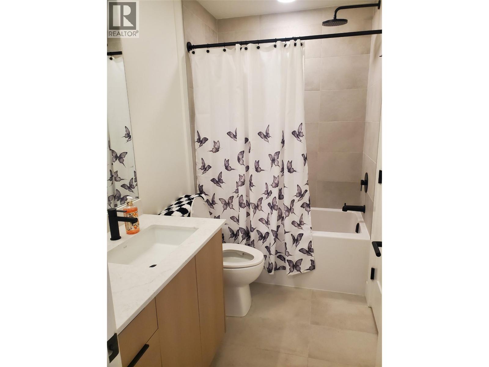 211 620 Coronation Avenue, Kelowna