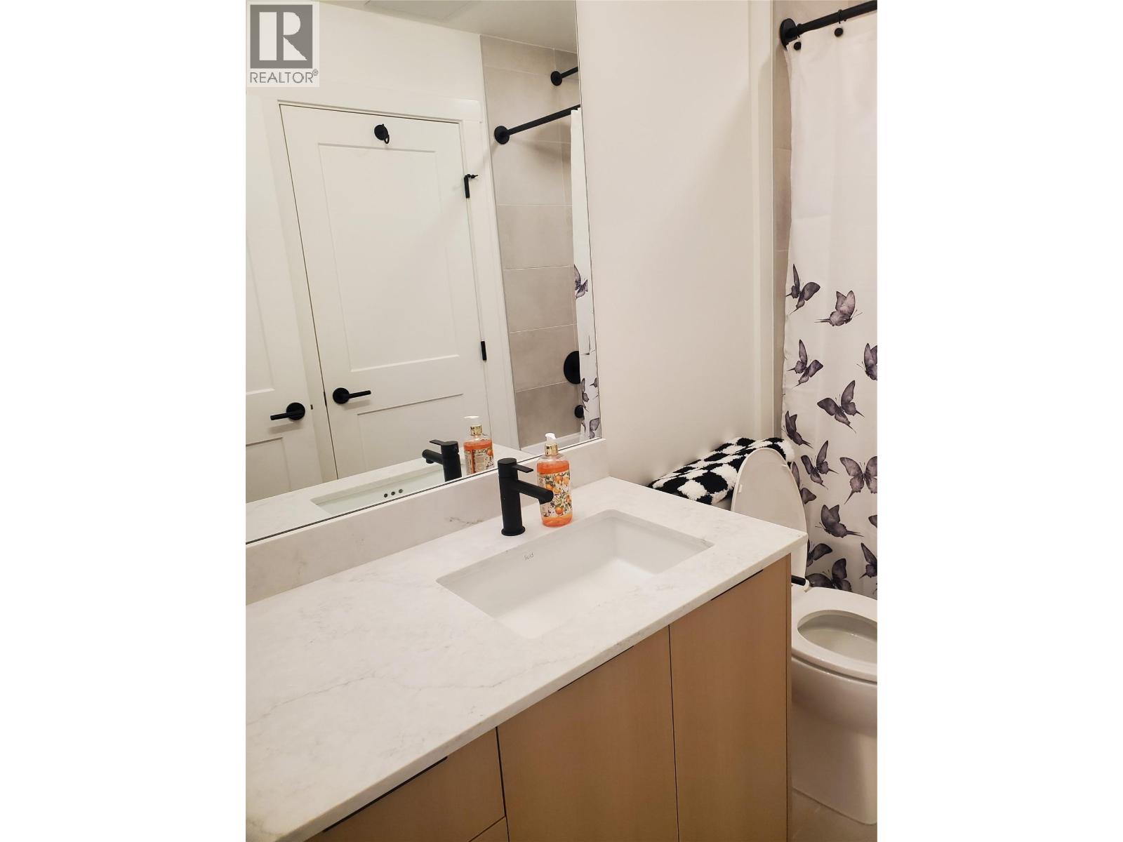 211 620 Coronation Avenue, Kelowna