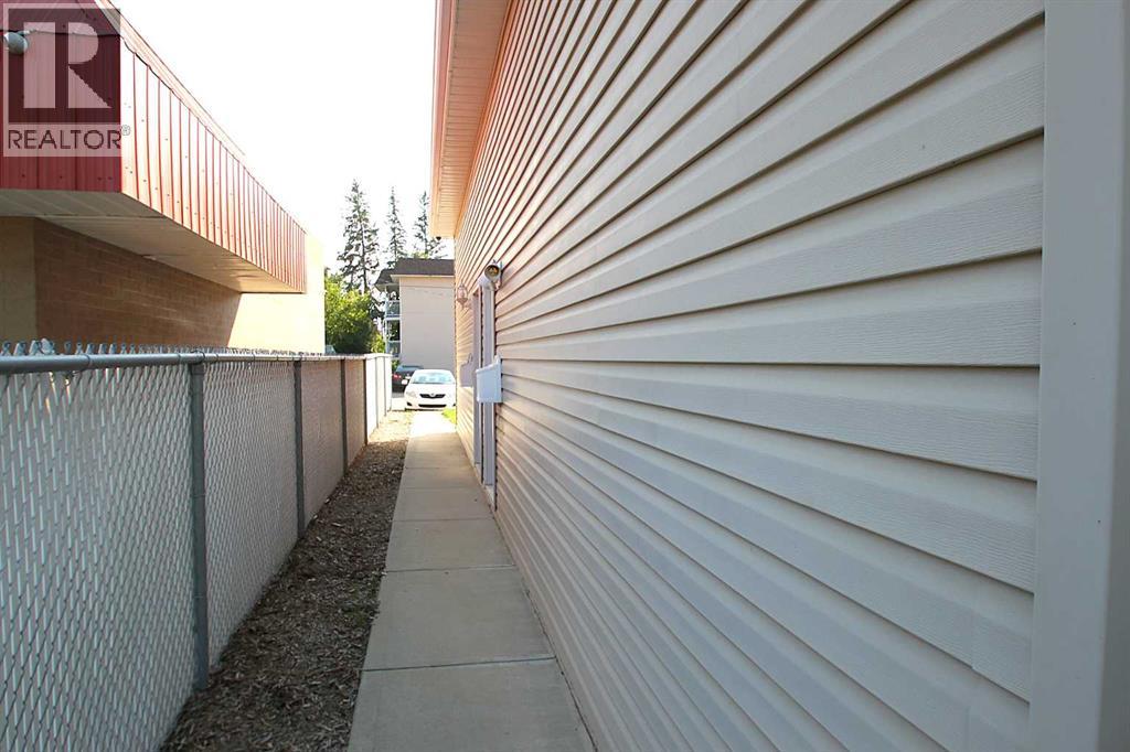 38093813 50 Street, Red Deer