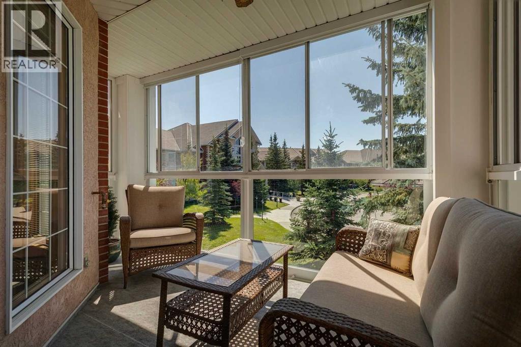 Single Family House for Sale in   Sierra Morena Boulevard SW Signal Hill Calgary 