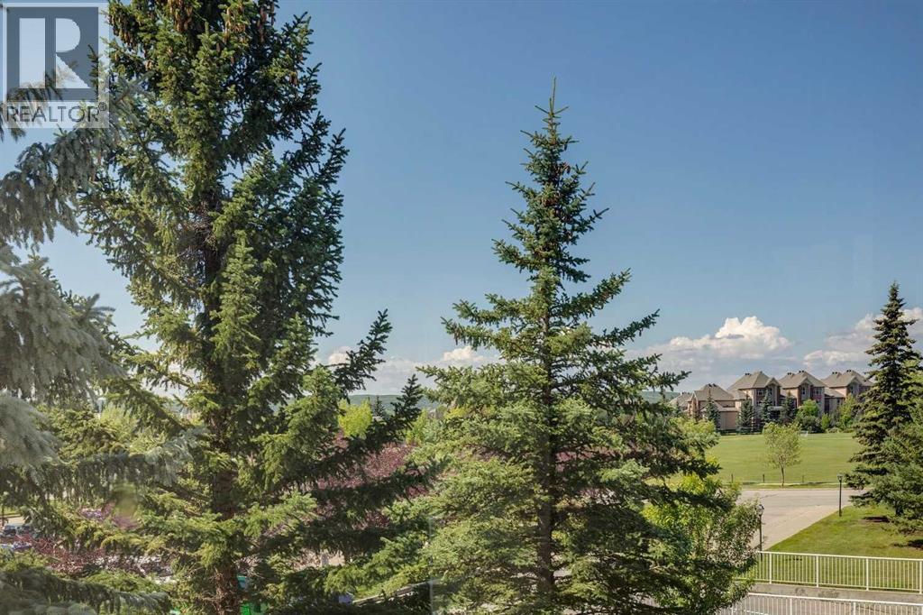 Single Family House for Sale in   Sierra Morena Boulevard SW Signal Hill Calgary 
