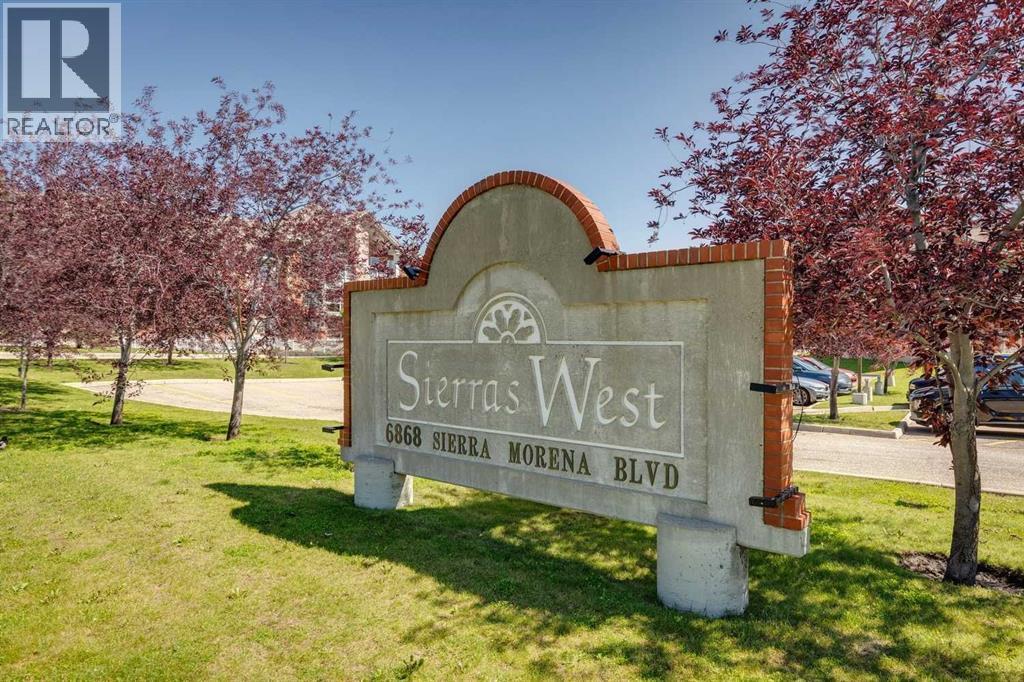 Single Family House for Sale in   Sierra Morena Boulevard SW Signal Hill Calgary 