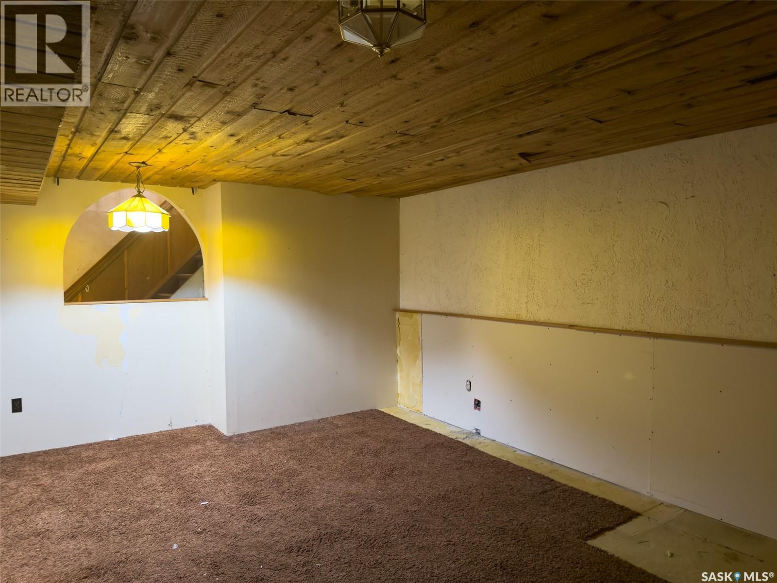 Single Family House Bungalow for Sale in  Tennant CRESCENT Saskatoon 