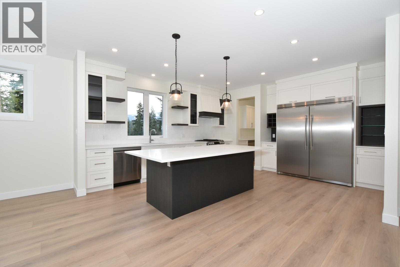 2508 Golf View Crescent, Blind Bay