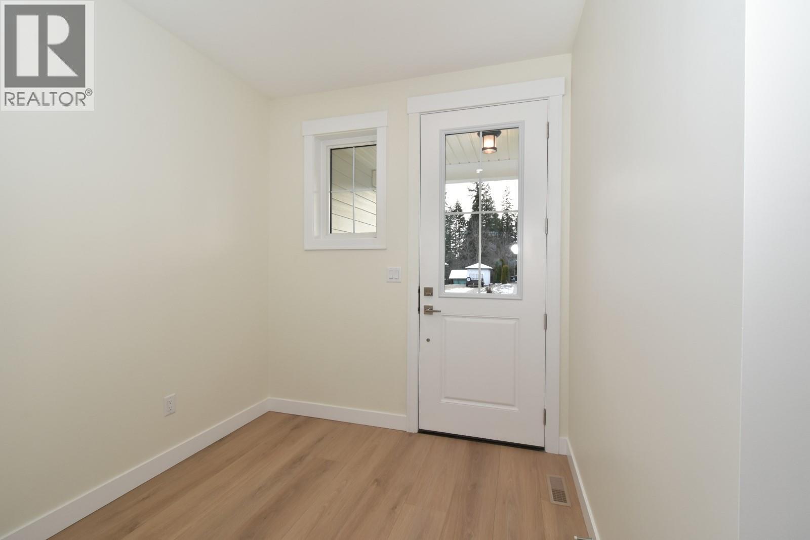2508 Golf View Crescent, Blind Bay