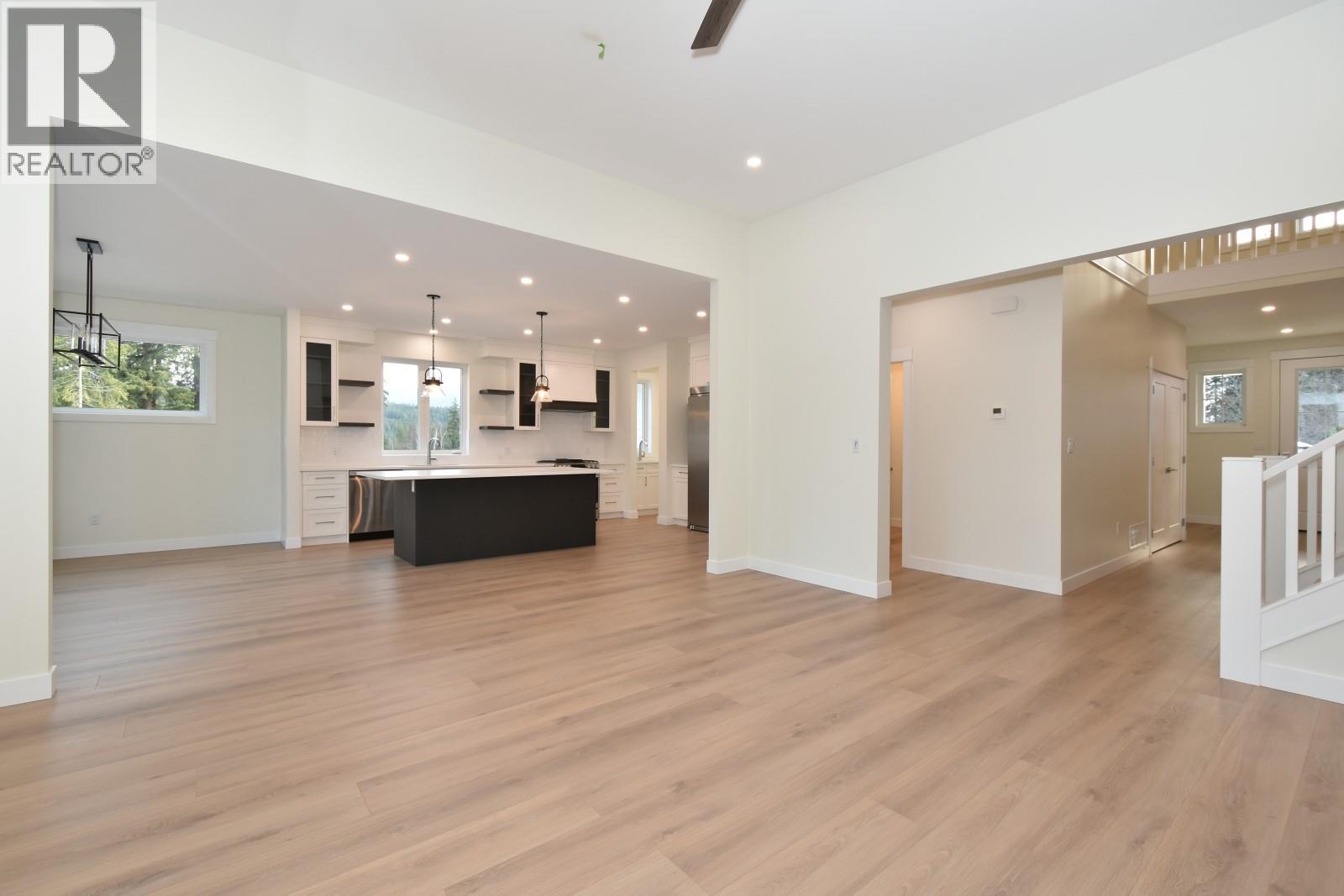 2508 Golf View Crescent, Blind Bay