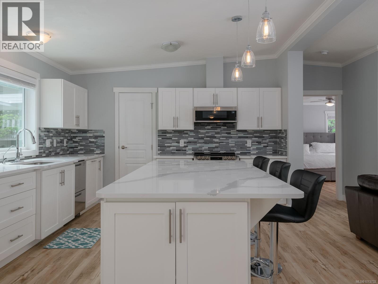 7444 Bell Rd, Port Alberni
