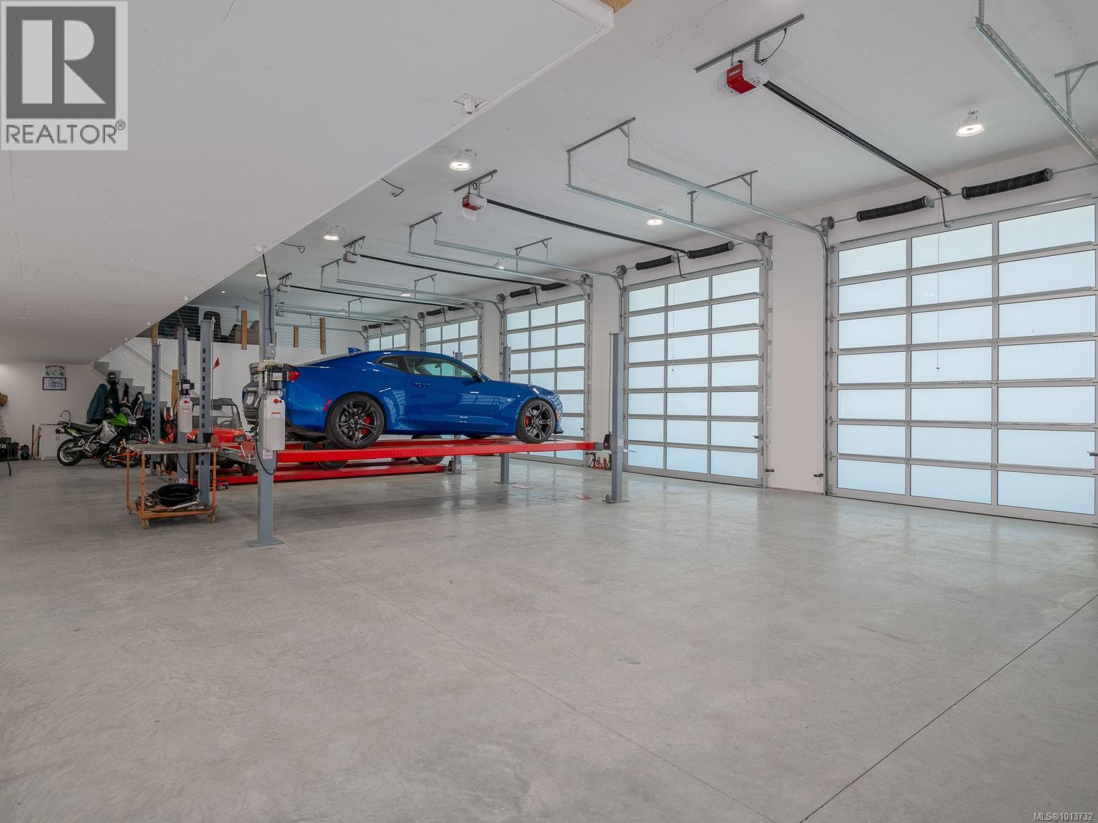 7444 Bell Rd - 77