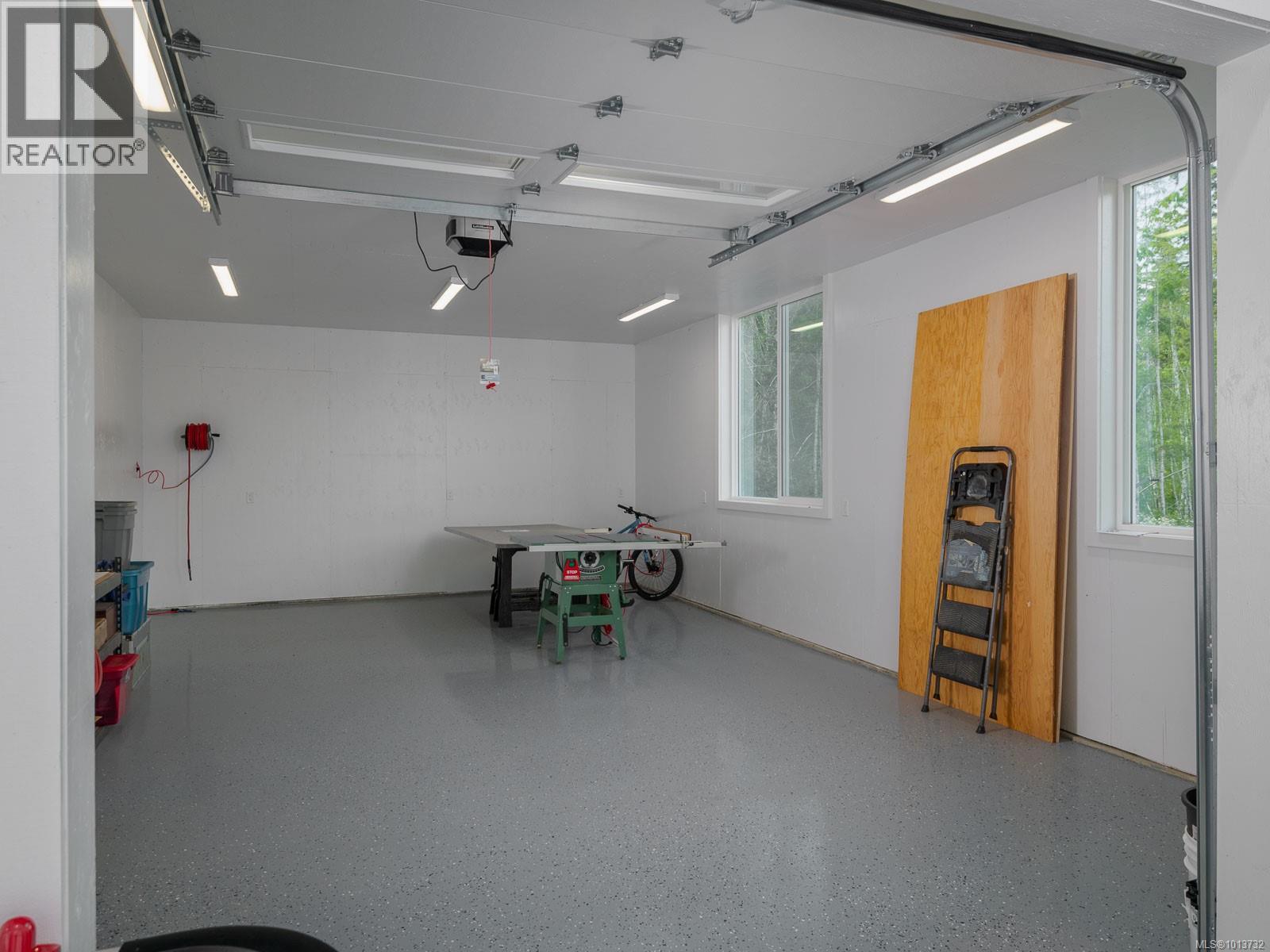 7444 Bell Rd, Port Alberni