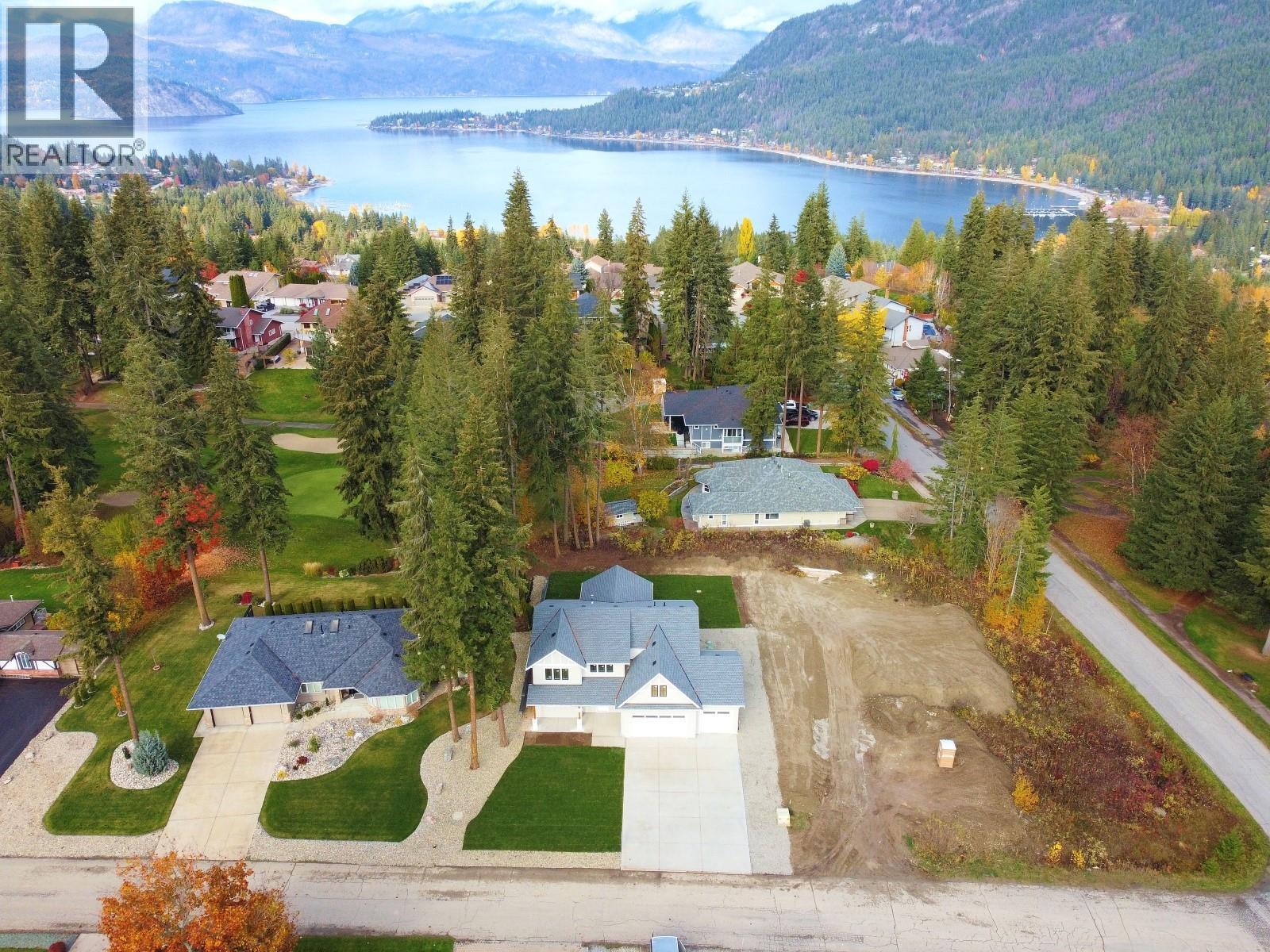 2508 Golf View Crescent, Blind Bay