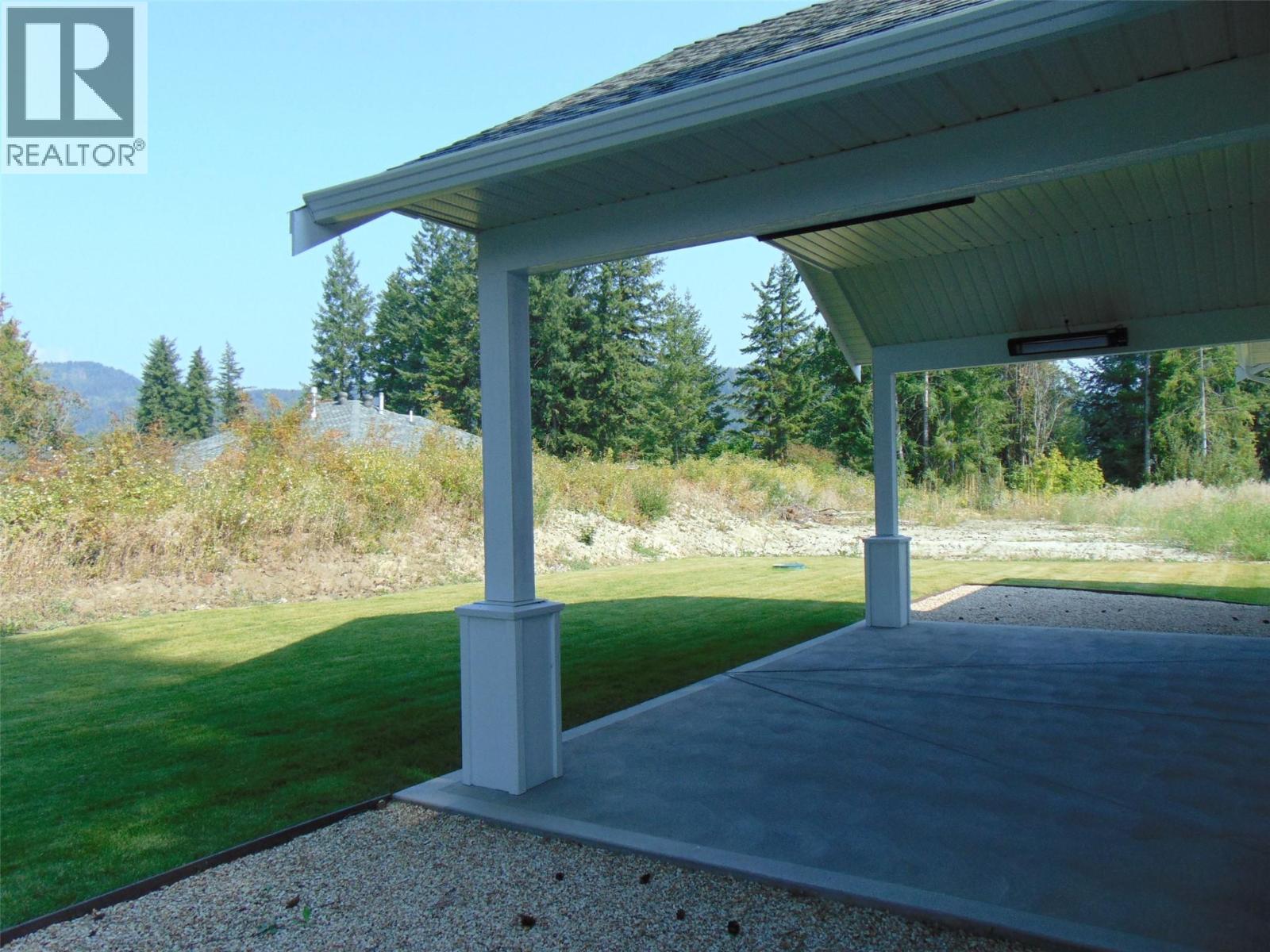 2508 Golf View Crescent, Blind Bay