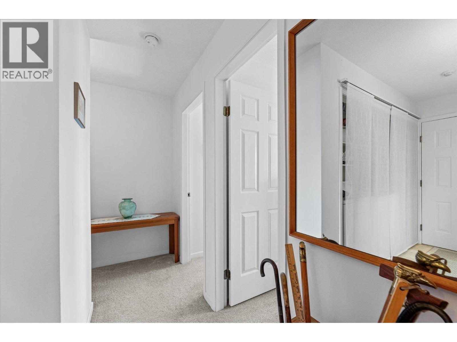 410 3155 De Montreuil Court, Kelowna