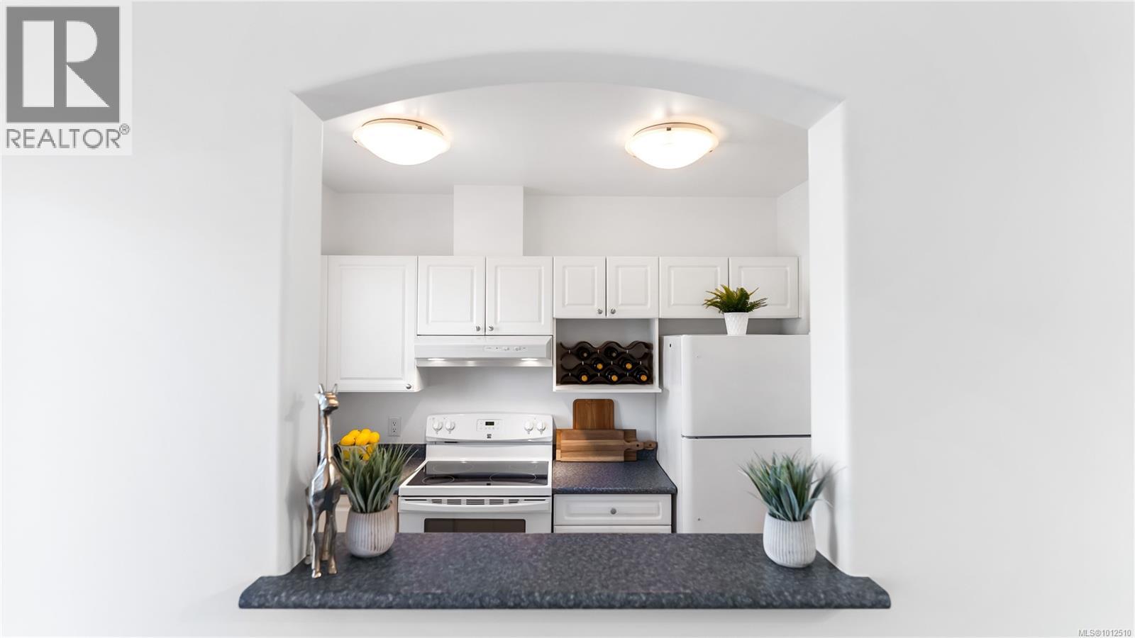 405 2310 Trent Street, Victoria