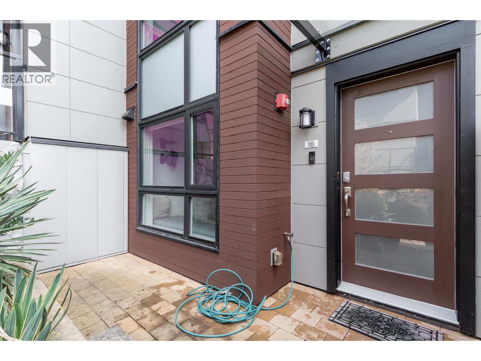 16 2358 WESTERN AVENUE, North Vancouver