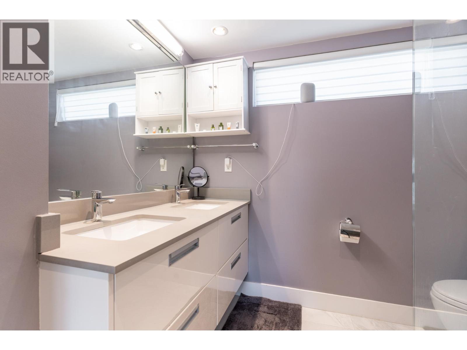 16 2358 WESTERN AVENUE, North Vancouver