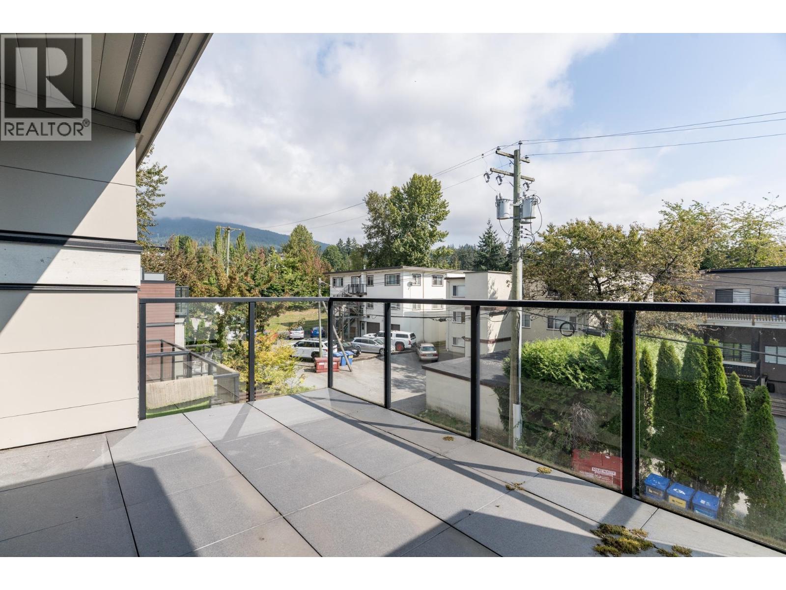 16 2358 WESTERN AVENUE, North Vancouver