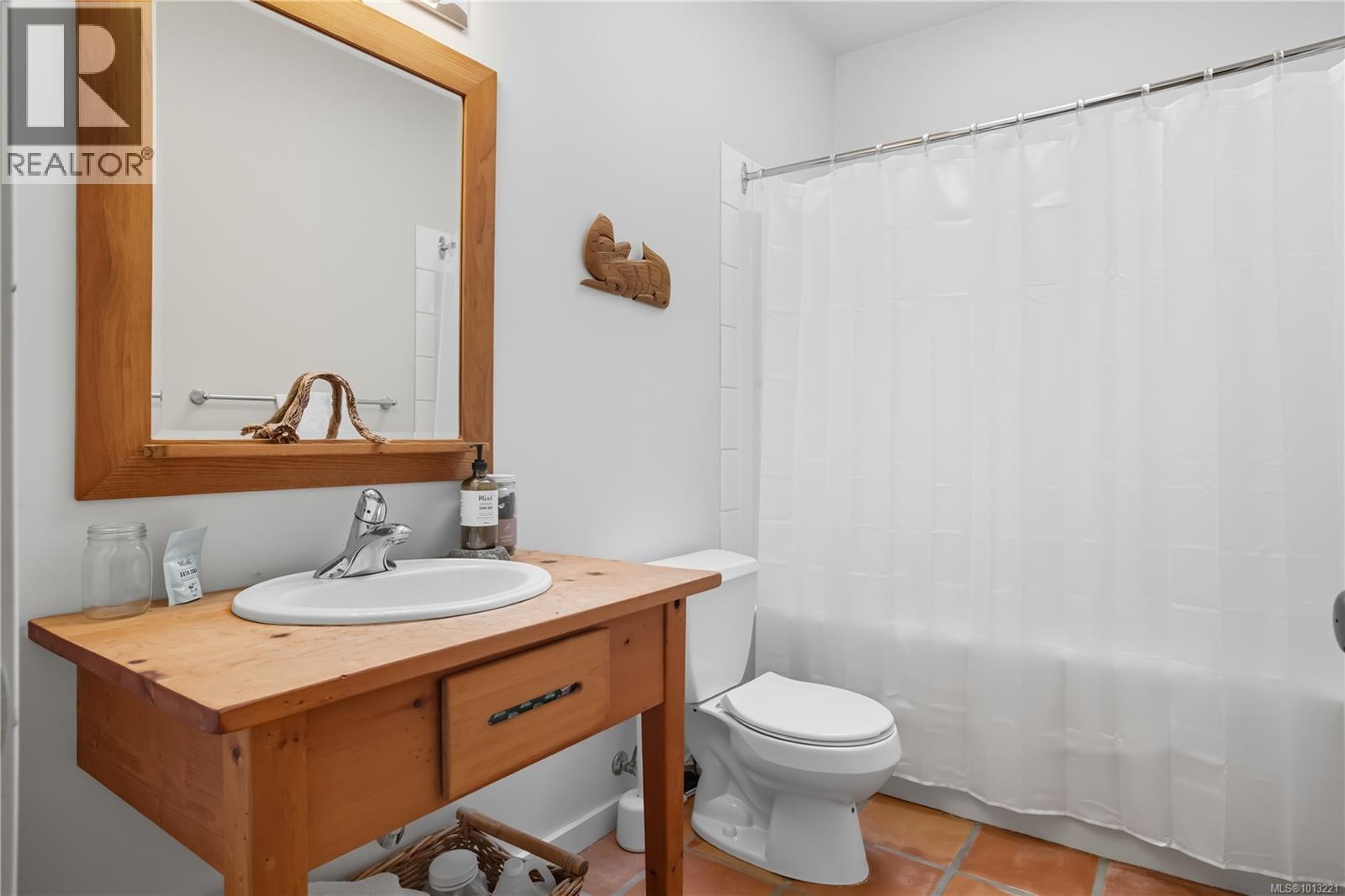 1003 1971 Harbour Cres, Ucluelet