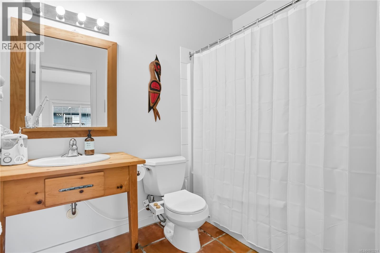 1003 1971 Harbour Cres, Ucluelet