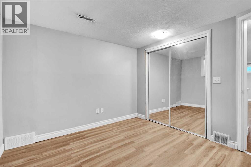 Single Family House Bungalow for Sale in   Avenue NE Winston Heights/Mountview Calgary 