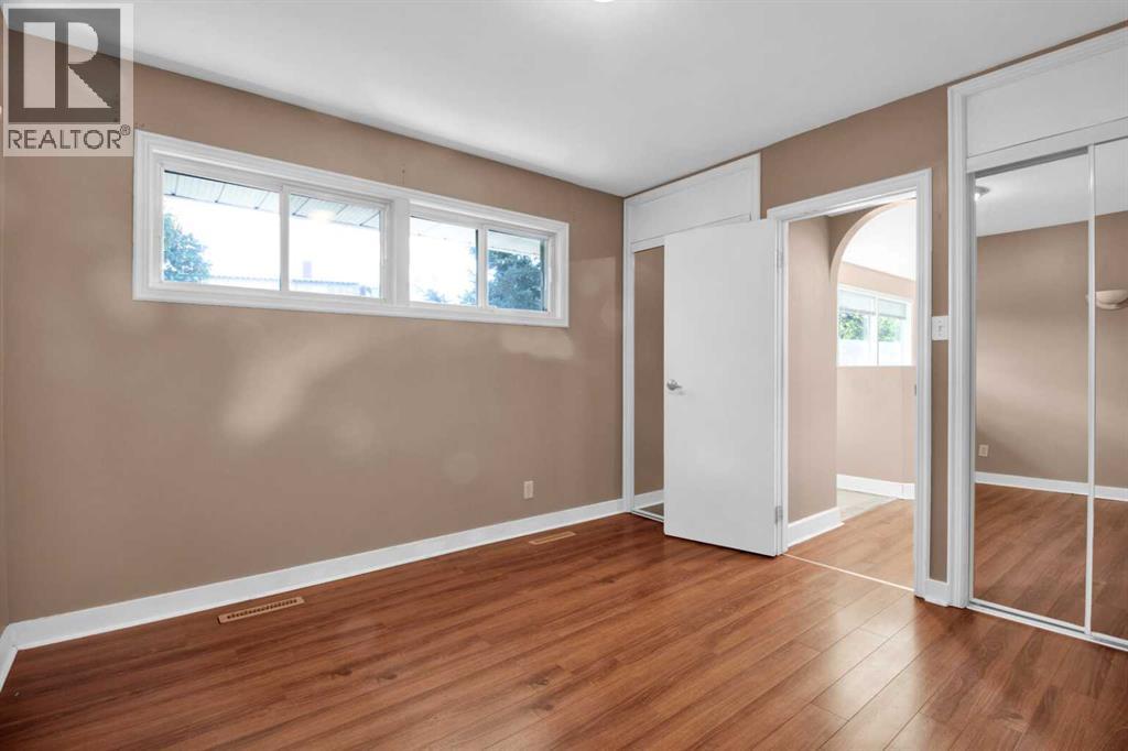 Single Family House Bungalow for Sale in   Avenue NE Winston Heights/Mountview Calgary 
