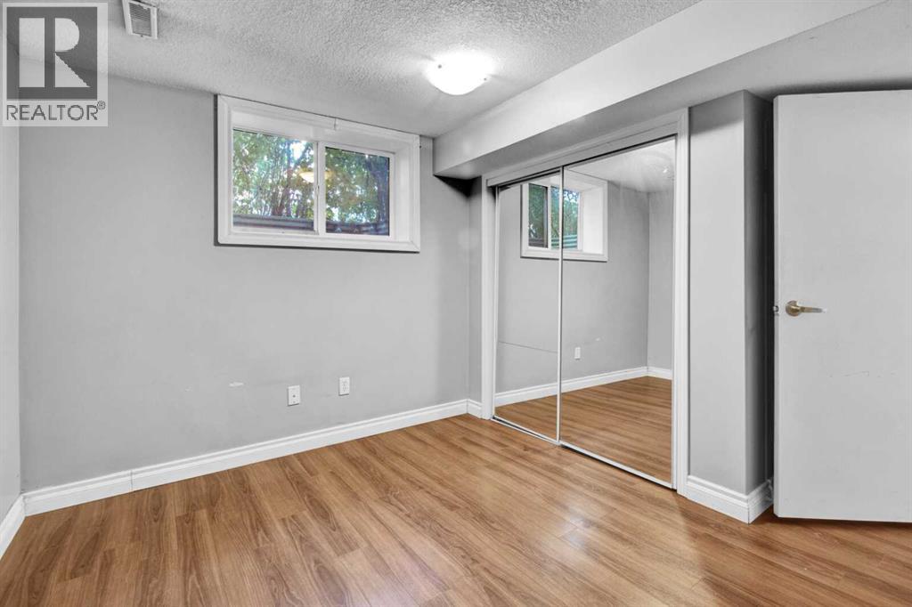 Single Family House Bungalow for Sale in   Avenue NE Winston Heights/Mountview Calgary 