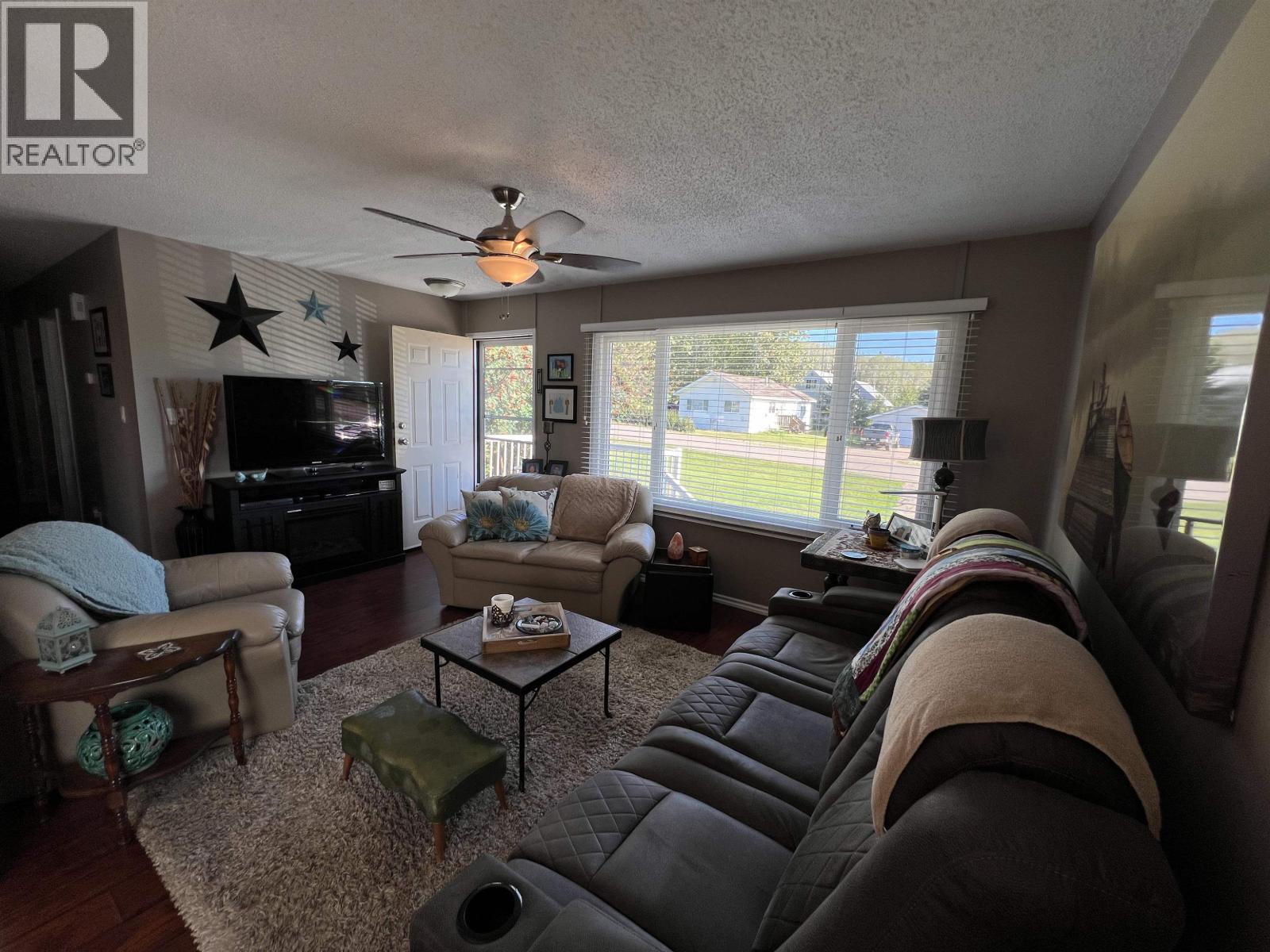 4815 SPRUCE AVENUE, Fort Nelson