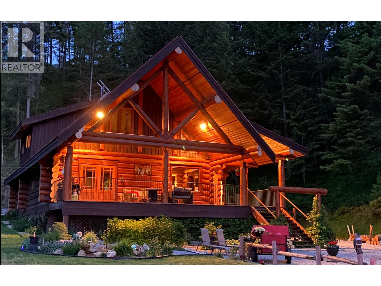  1474 Yankee Flats Road, Salmon Arm