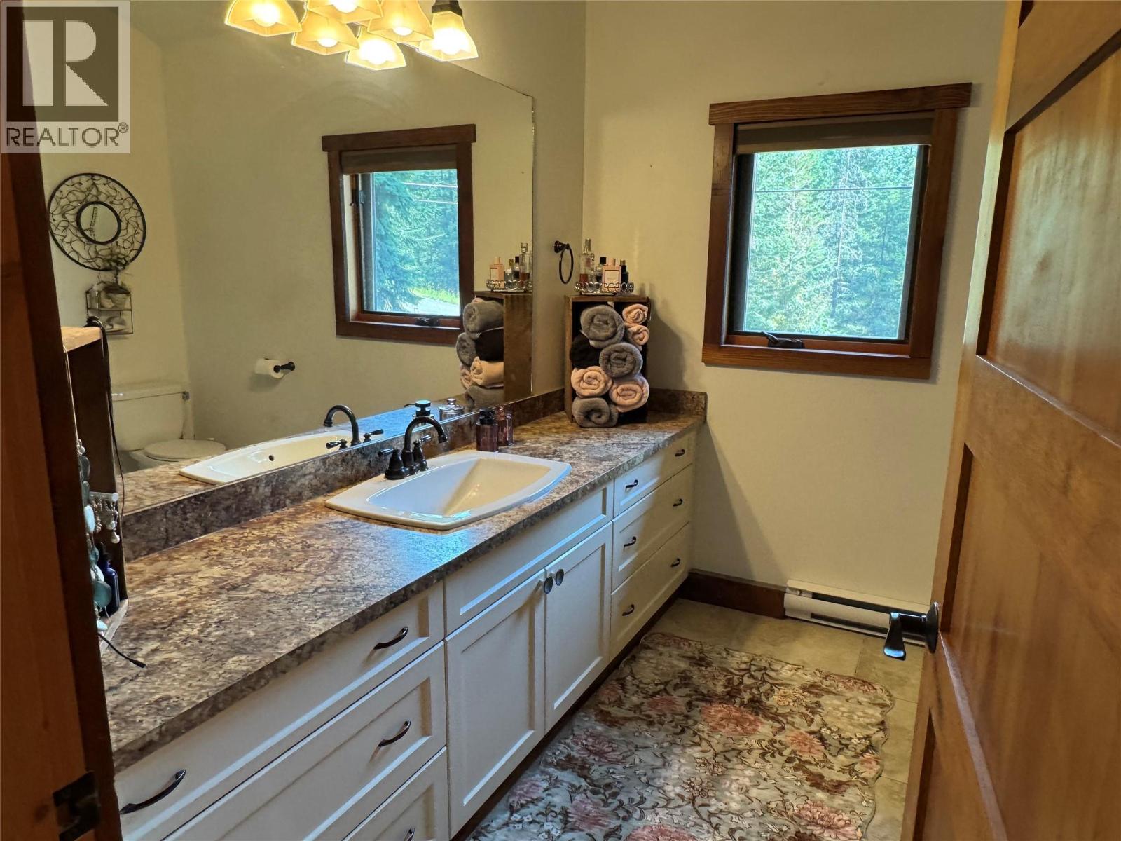  1474 Yankee Flats Road, Salmon Arm