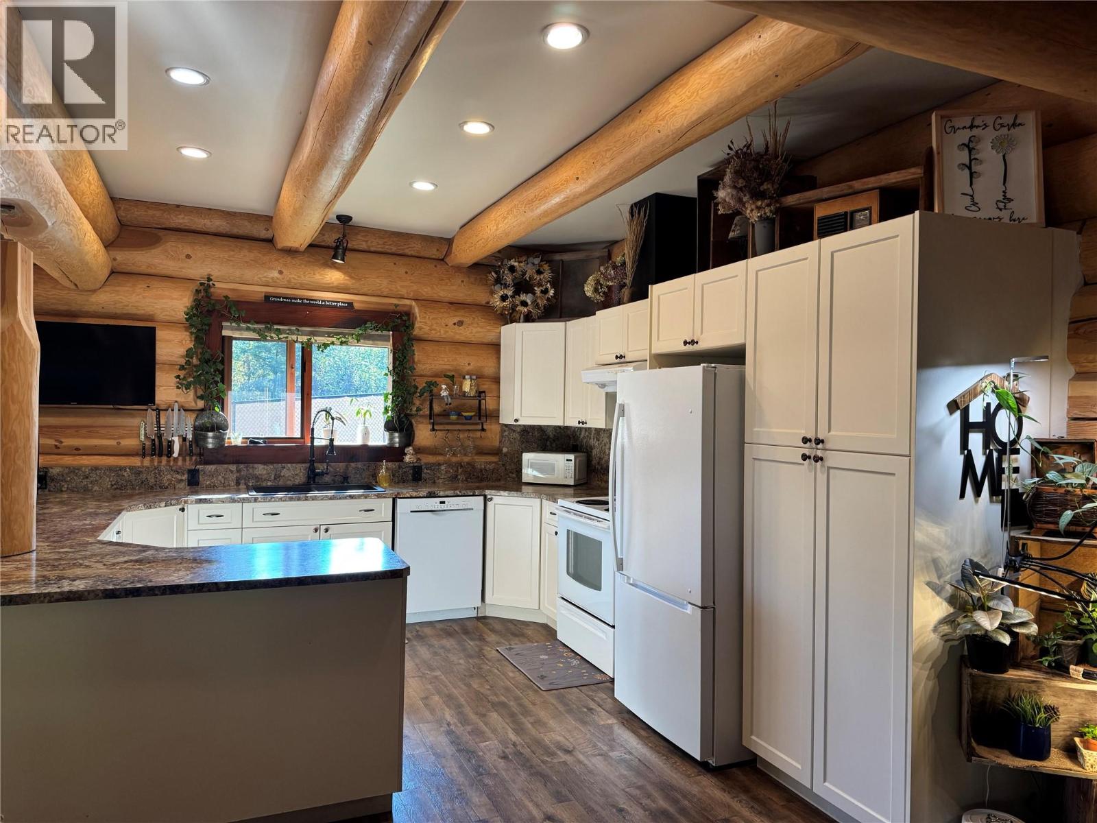  1474 Yankee Flats Road, Salmon Arm