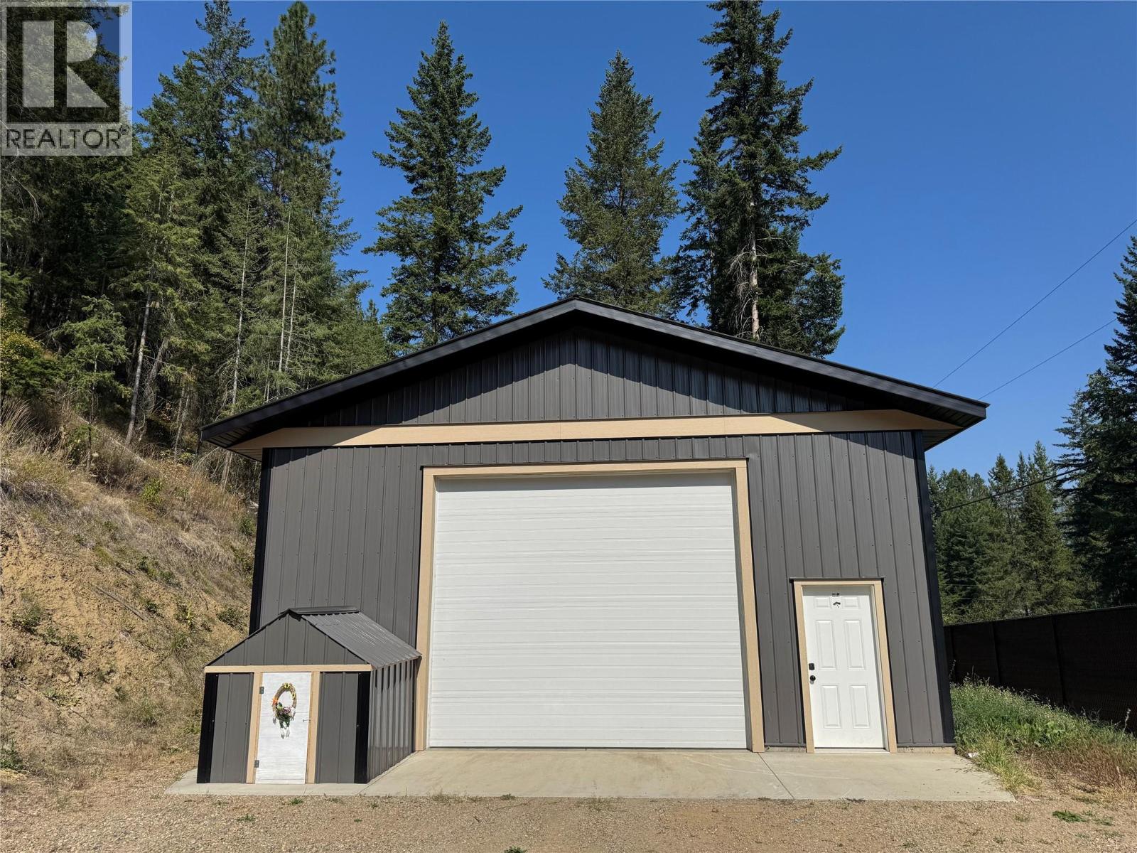  1474 Yankee Flats Road, Salmon Arm