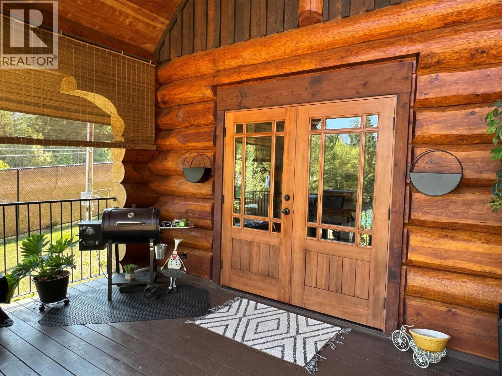  1474 Yankee Flats Road, Salmon Arm