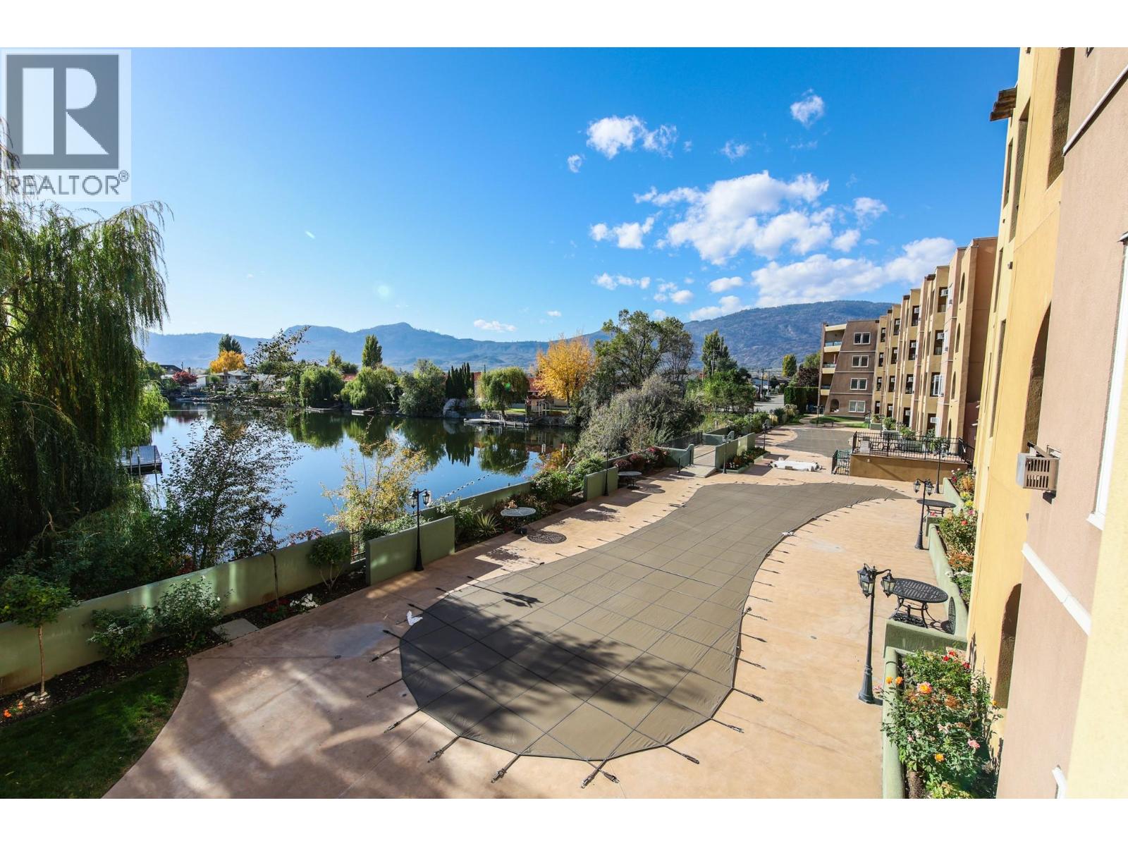 15 Solana Key Court Unit# 204, Osoyoos