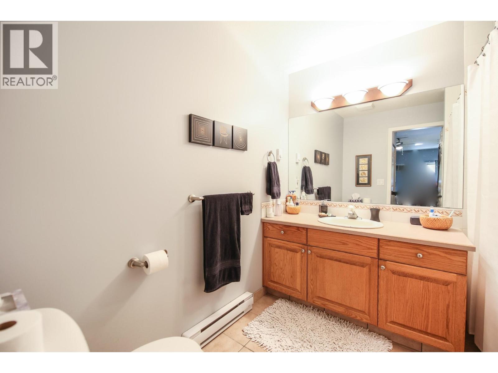 15 Solana Key Court Unit# 204, Osoyoos