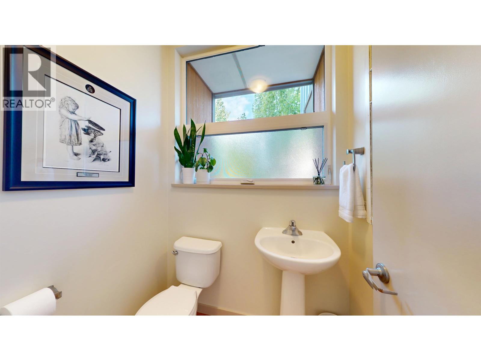 25 39893 GOVERNMENT ROAD, Squamish