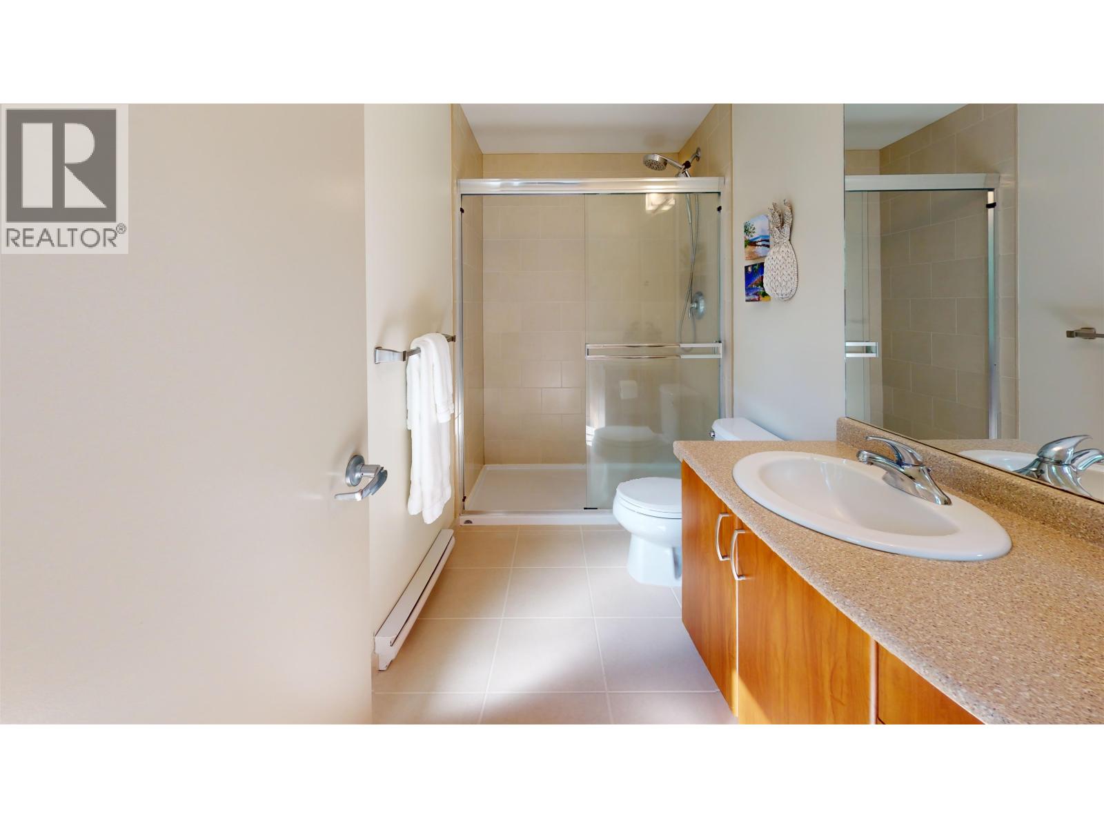 25 39893 GOVERNMENT ROAD, Squamish