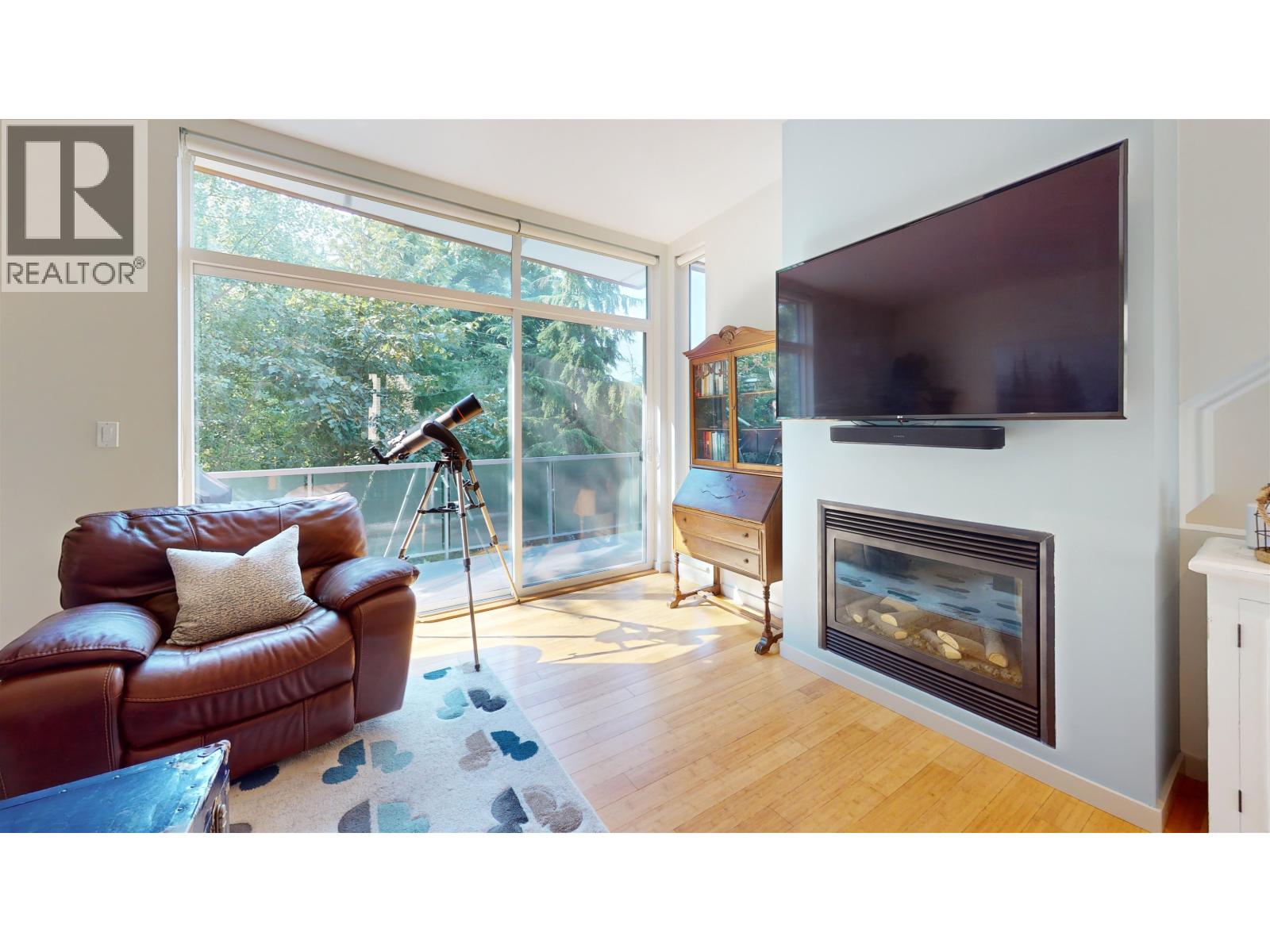 25 39893 GOVERNMENT ROAD, Squamish